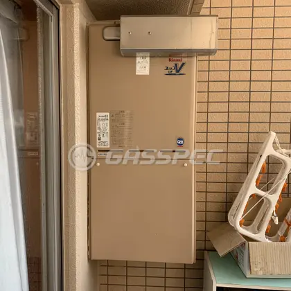 施工前の給湯器（RUF-V2401SAA）