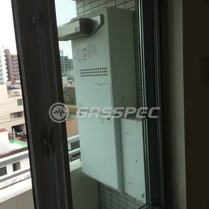 施工前の暖房熱源機（GTH-2434AWX3H-L）