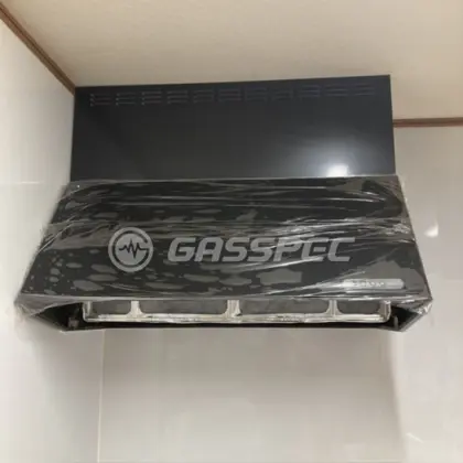 施工前のレンジフード
