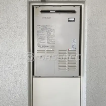施工前の給湯器（AD-2899ARQ）