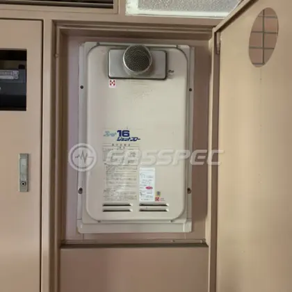 施工前の給湯器（YV1621RG）