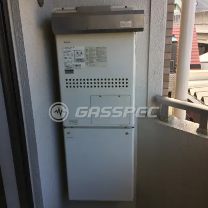 施工前の暖房熱源機（GTH-2413AWXH）