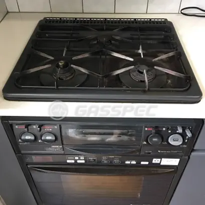 施工前のビルトインガスコンロ（RN-660LB）