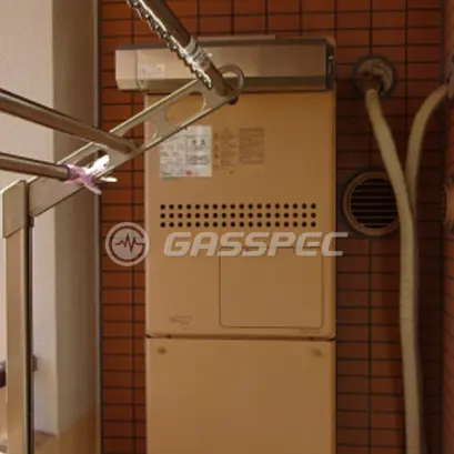 施工前の暖房熱源機（GTH-2413AWXH）
