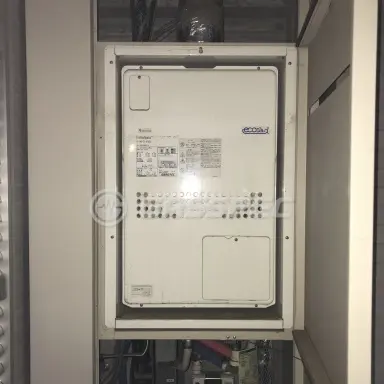 施工前の暖房熱源機（GTH-C2436AWX3H-H）