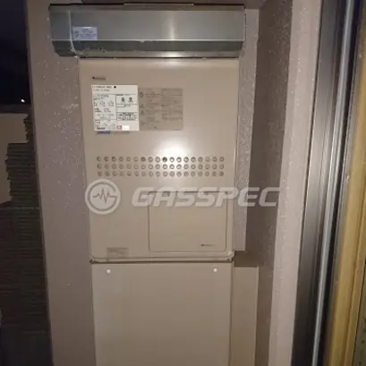 施工前の暖房熱源機（GTH-2413AWXH）
