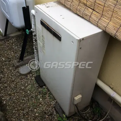 施工前の給湯器（OTX-3102AYV）