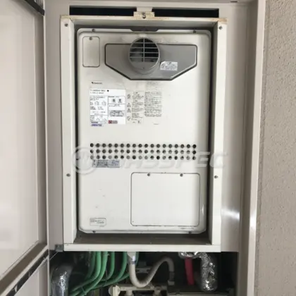 施工前の暖房熱源機（GTH-2413SAWXH-T）