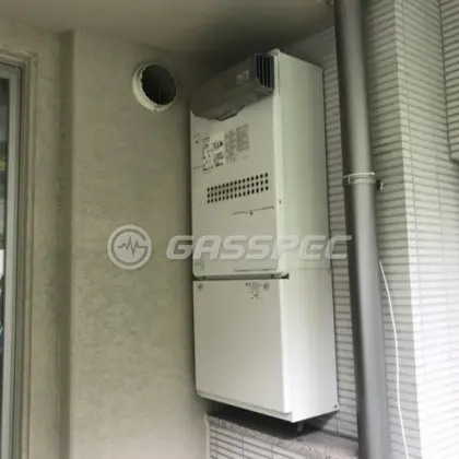 施工前の暖房熱源機（GTH-2434AWX3H-L）