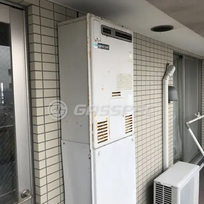 施工前の暖房熱源機（RUFH-2405AW2-3）