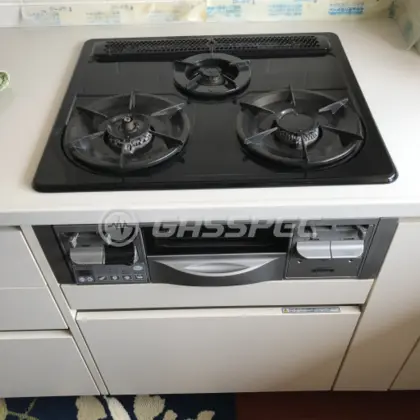 施工前のビルトインガスコンロ（DW32C1DTR）