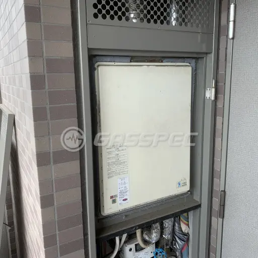 交換前の給湯器（ガスター OURB-2050SAQ-CU）