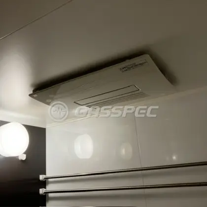施工前の浴室乾燥機（ABD-3305ACSKJ3M）