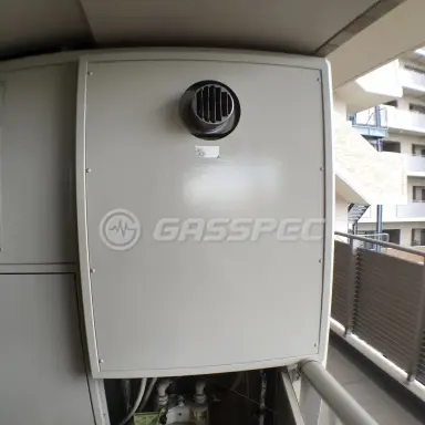 施工前の給湯器（GT-2422SAWX-T BL）
