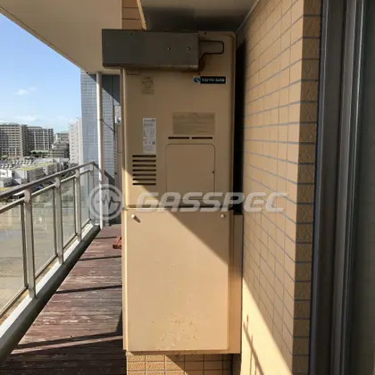 施工前の暖房熱源機（RUFH-V2400AA2-3）