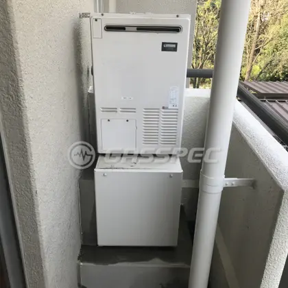 施工前の給湯器（AD-2899ARQ）