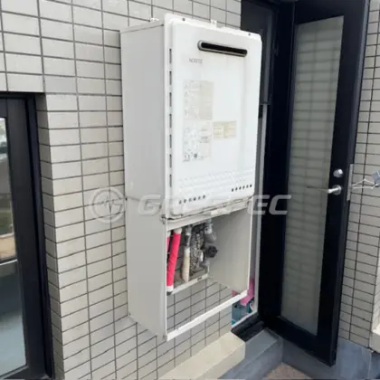 施工前の給湯器（GT-2050SAWX）
