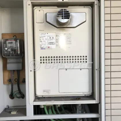 施工前の暖房熱源機（GTH-2413AWXH-T）