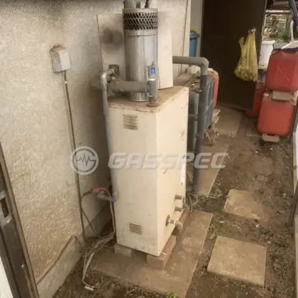施工前の給湯器（OTX-311F）