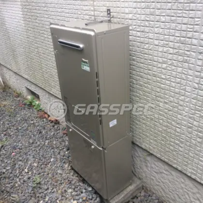 施工後の暖房熱源機（リンナイ RUFH-E2405SAW2-3(A)）