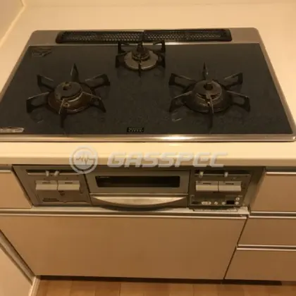 施工前のビルトインガスコンロ（RB71W3SRL）