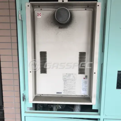 施工前の給湯器（YG2401R）