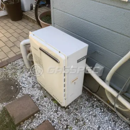 施工前の給湯器（GRQ-1628AX-1）