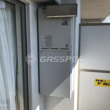 施工前の給湯器（RUF-V2401SAA）