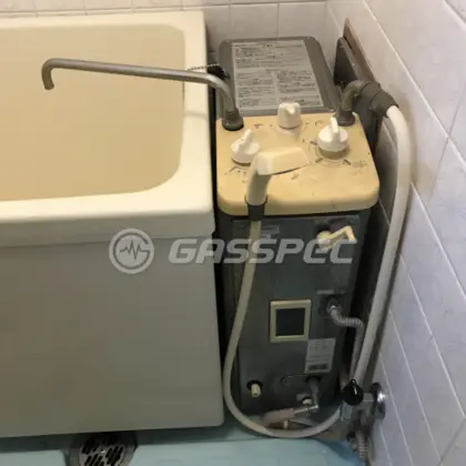 施工前の給湯器（SR-S）