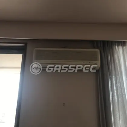 施工前のエアコン