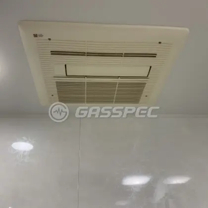 施工前の浴室乾燥機（BDV-3301ACSK-J3）