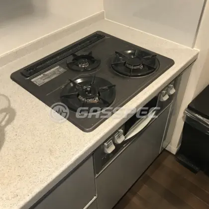 施工前のビルトインガスコンロ（DG3296NR）