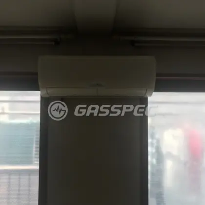 施工前のエアコン（MSZ-ZW560S-W）
