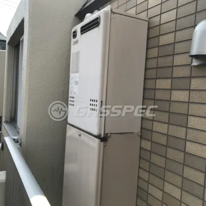 施工前の給湯器（GT-2422SAWX）
