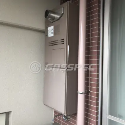 施工前の暖房熱源機（GTH-2417AWX3H-T）