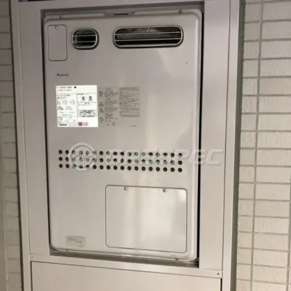 施工前の暖房熱源機（GTH-2413AWXH）