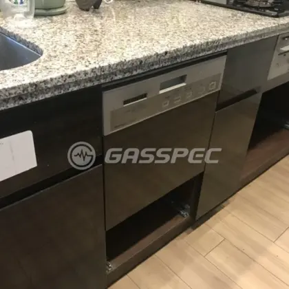 施工前のビルトイン食洗機（EW-DP45SM）