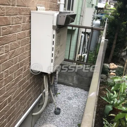 施工前の給湯器（GT-C2452SAWX）
