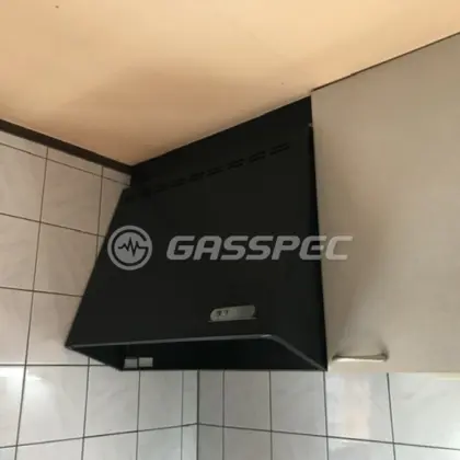 施工前のレンジフード