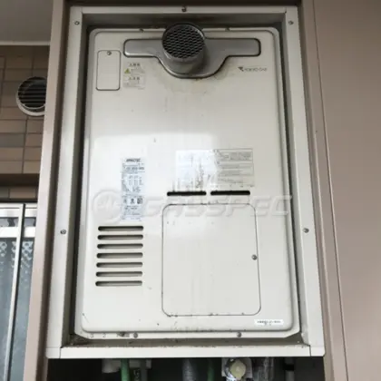 施工前の暖房熱源機（RUFH-V2400SAT2-3）