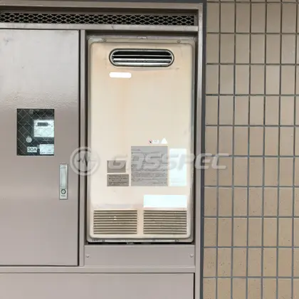 施工前の給湯器（RGE21KV1-S）