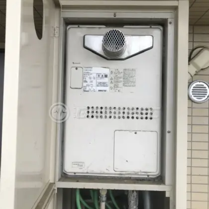 施工前の暖房熱源機（GTH-2434AWX-T）