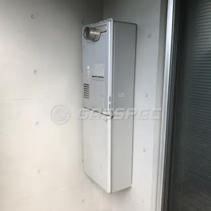 施工前の暖房熱源機（RUFH-V2400SAT2-6）