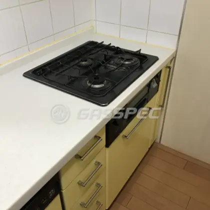 施工前のビルトインガスコンロ（DG3268NR）