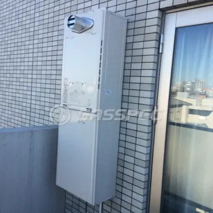 施工後の暖房熱源機（リンナイ RUFH-E2405AT2-3(A)）