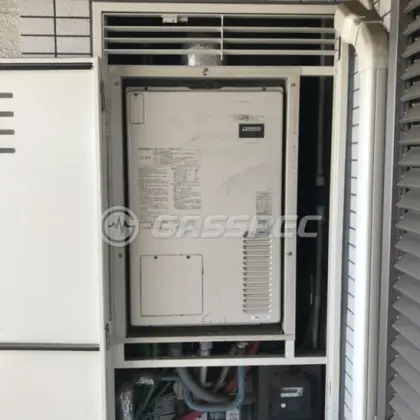 施工前の暖房熱源機（AT-4200ARS9AW3Q）