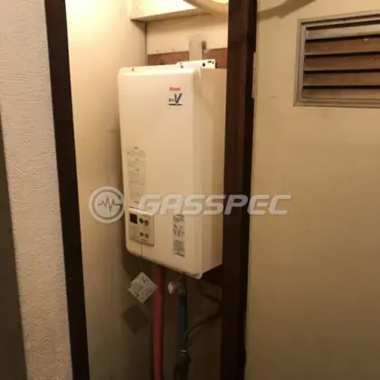 施工前の給湯器（RUX-V2012FFBA-E）