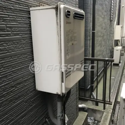 施工前の給湯器（GT-2412SAWX）