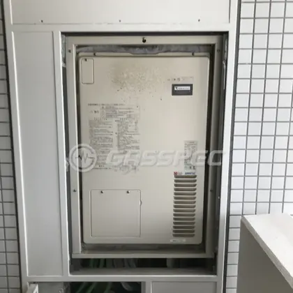 施工前の暖房熱源機（AT-4200ARSAW3Q-56-H）