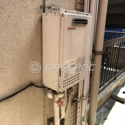 施工前の給湯器（GQ-1637WE）